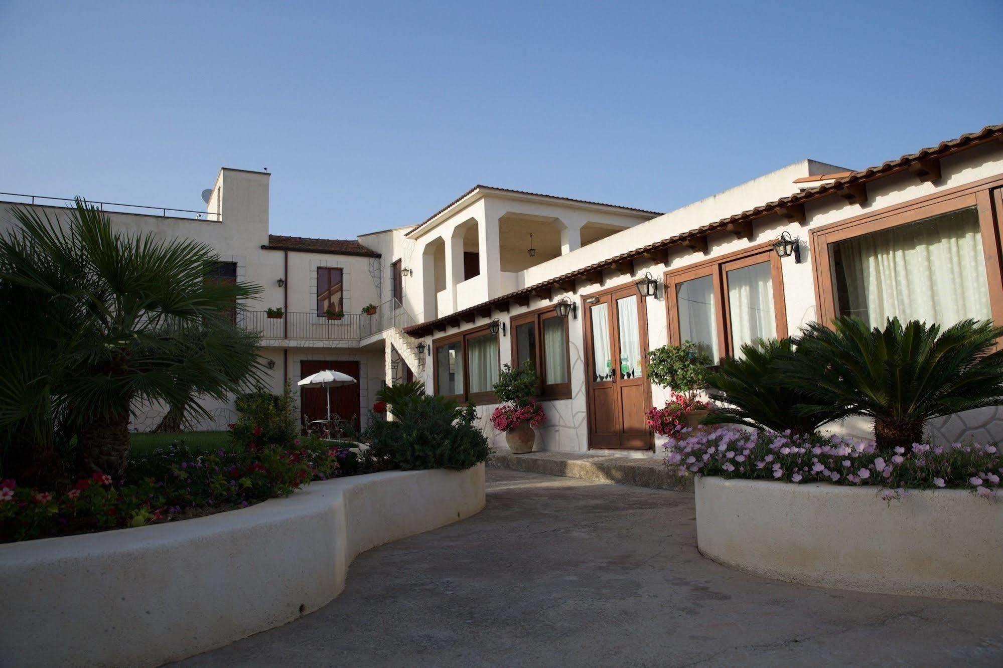 Le Zarafe Villa Ribera Luaran gambar